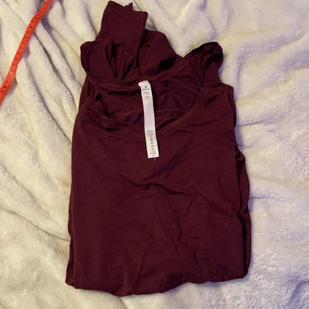 Lululemon to the point tee - Picture 8 of 8